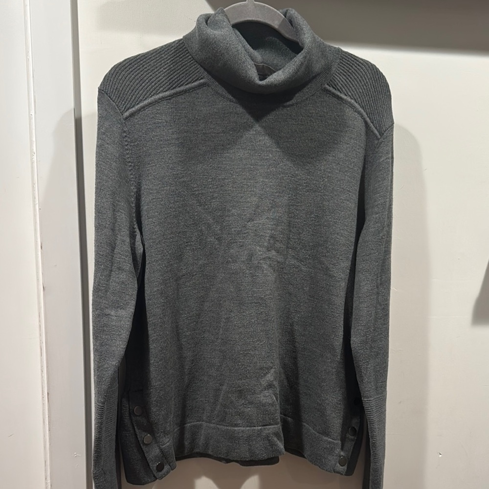 Athleta Gray Turtleneck Sweater